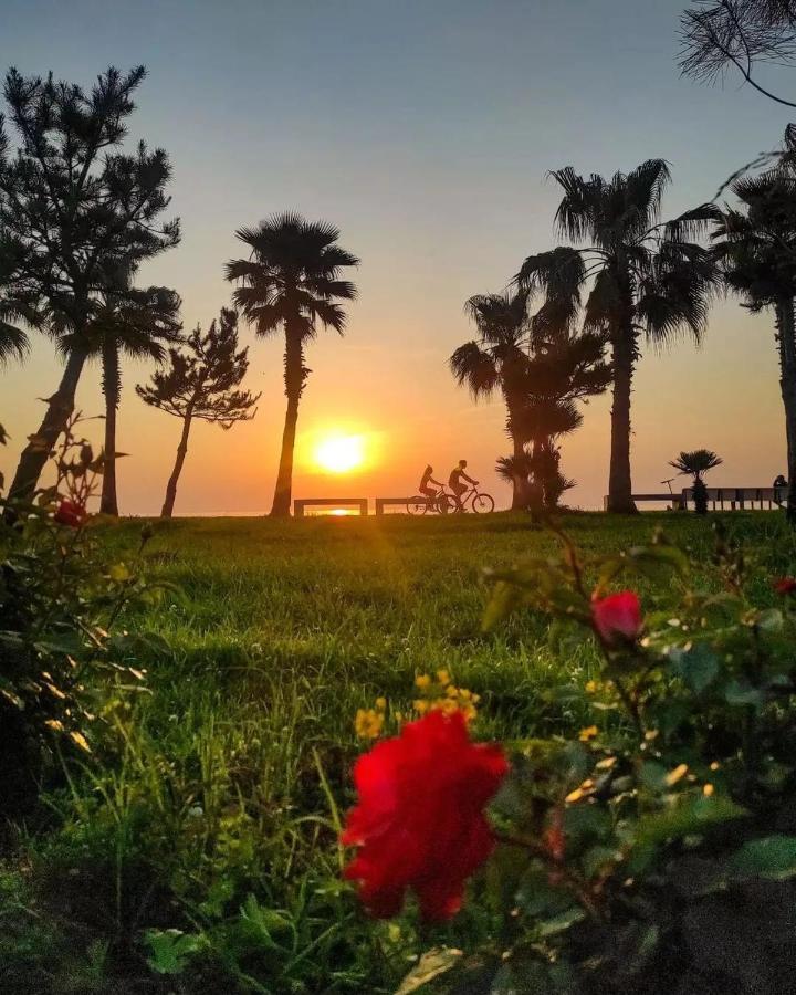 Orbi City Batumi With Sea View Екстериор снимка